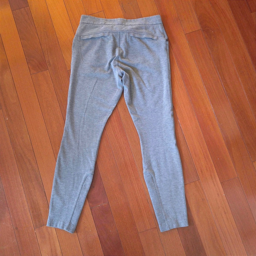 Athleta Highline Hybrid Cargo Tight Womens Size 8 Grey Excellent Moto Leggings